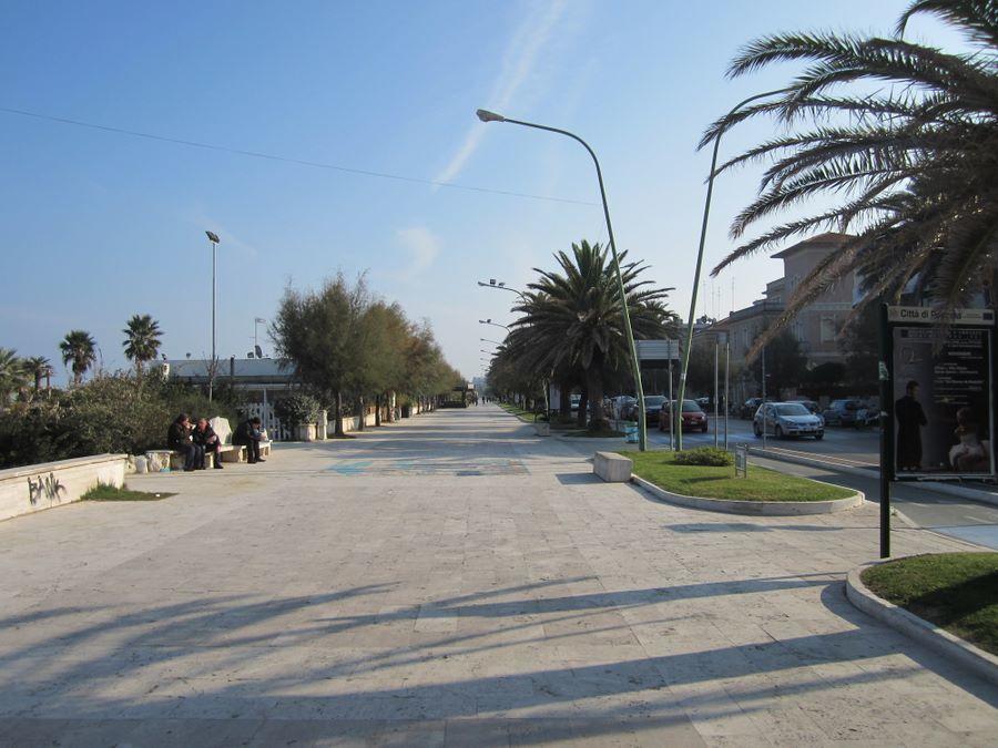 Monolocale Via Leopardi Hotel Pescara Exterior photo